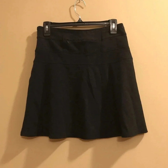 Athleta Flared Skirt Black Back Pocket - Picture 3 of 10